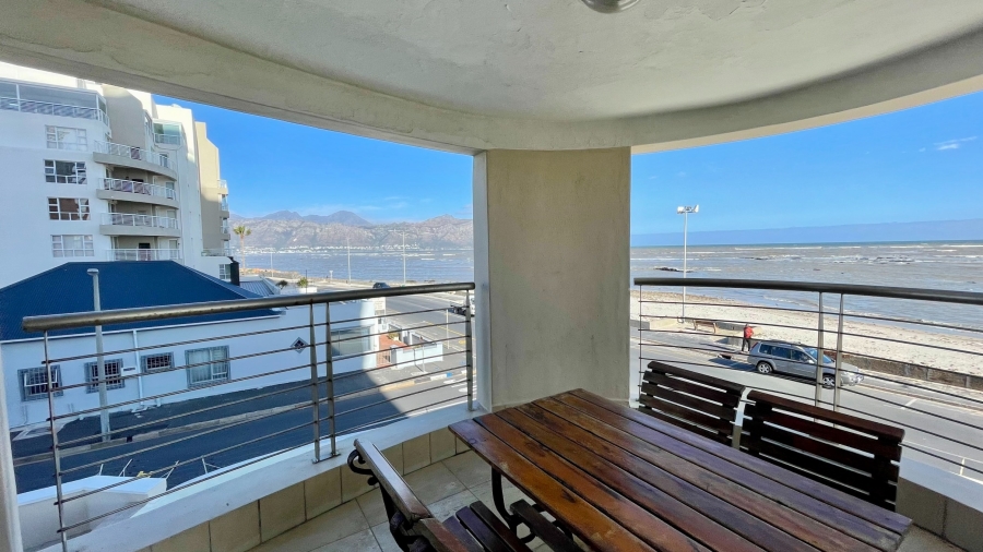 3 Bedroom Property for Sale in Strand South Western Cape